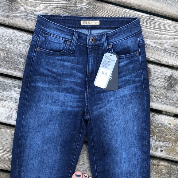 NWT Guess Nicole Straight Jeans - Picture 3 of 12